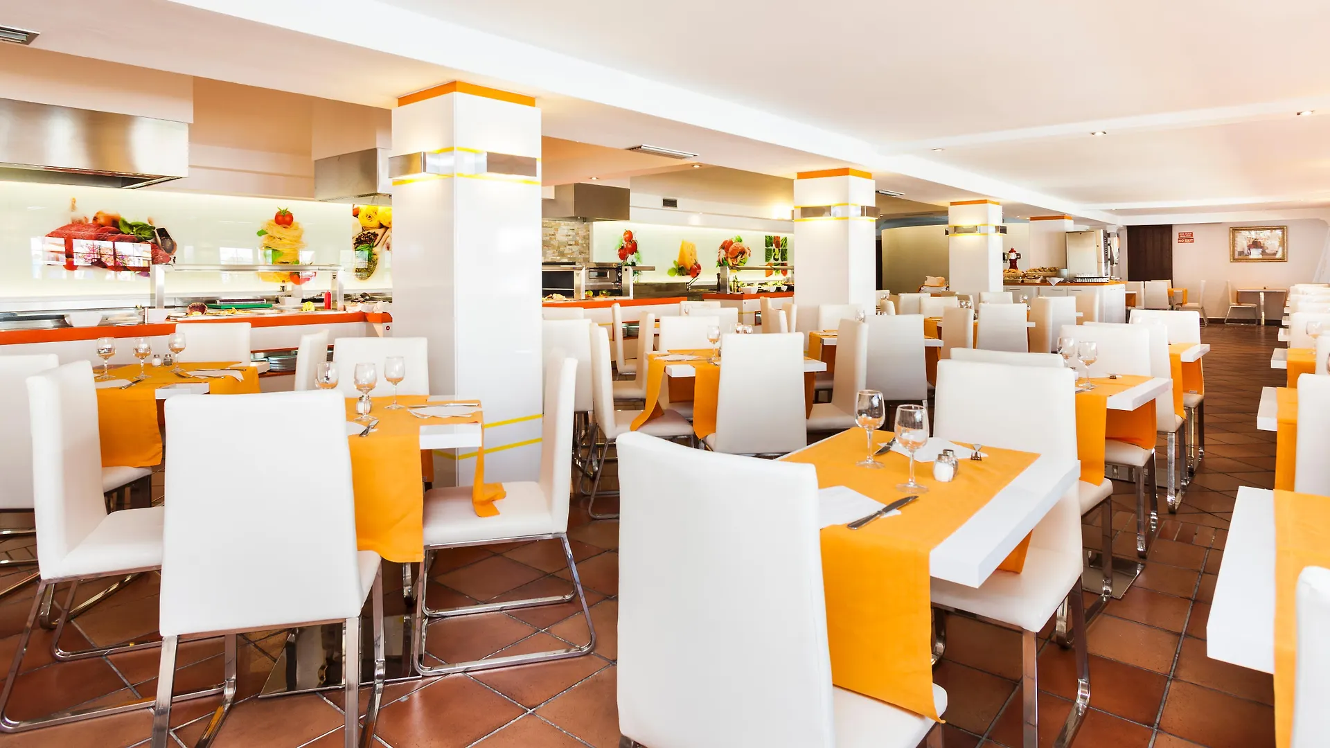 Globales Cortijo Blanco Hotel Marbella 3*,