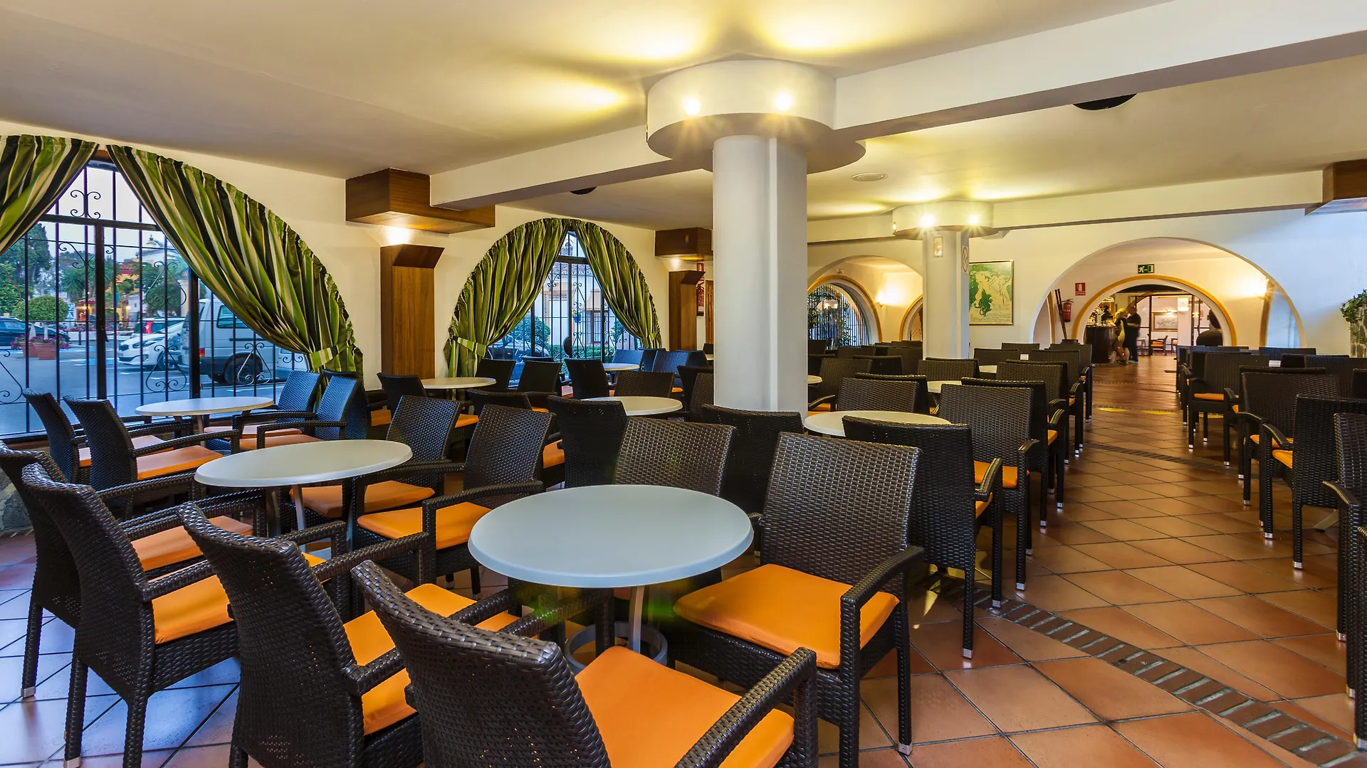 Globales Cortijo Blanco Hotel Marbella 3*,